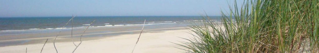 Ameland eiland met strand en duinen, onderdeel van de Nederlandse Waddeneilanden vakantiebestemming