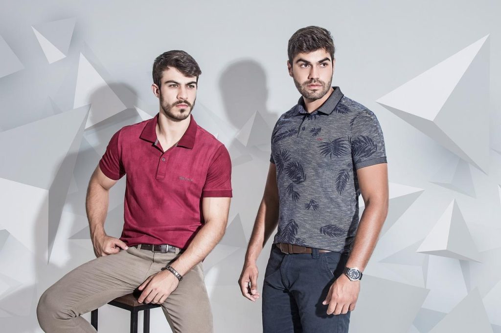 Gids herenkleding Uden met modebewuste mannen die stijlvolle outfits samenstellen in het centrum van Uden